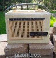 Pizon Bros Translitor Seven Iarchs Radio Collector Club