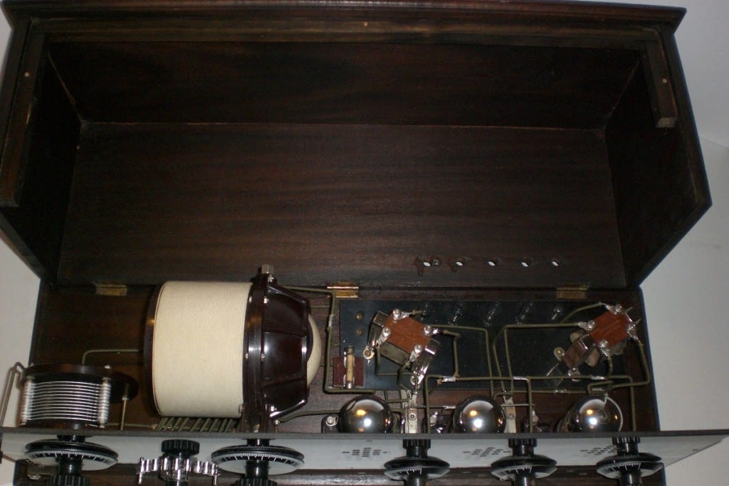 Gilfillan-Kit-Radio-Insides