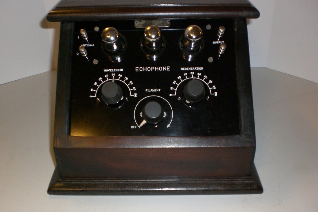 Radio-Shop-Echophone-V3