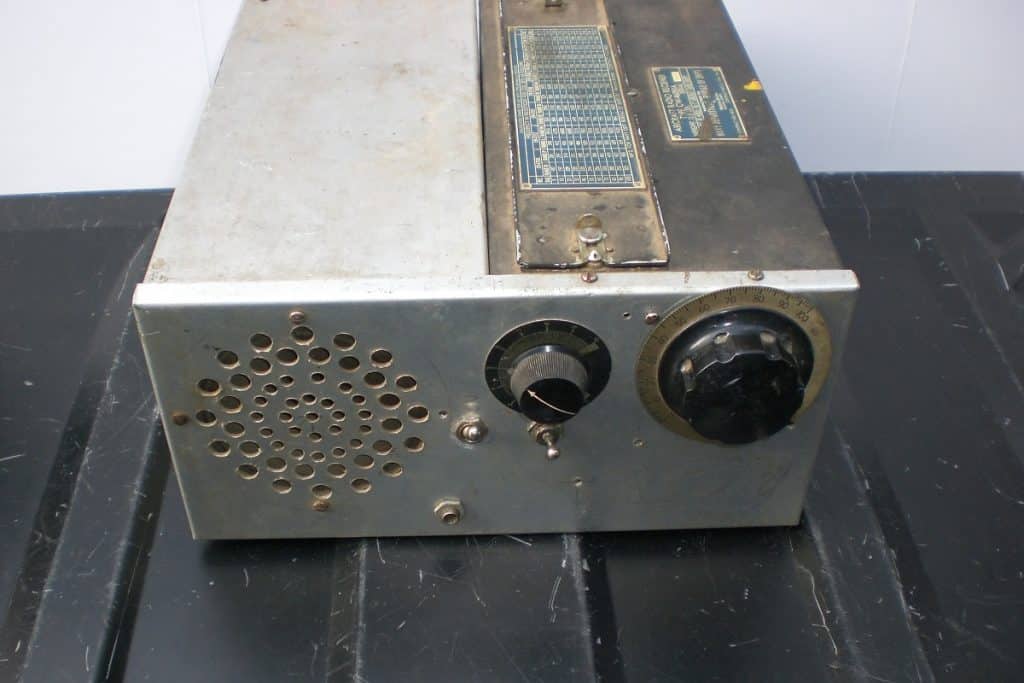 Western Electric type CW46051A aircraft radio with 9 coils and front panel