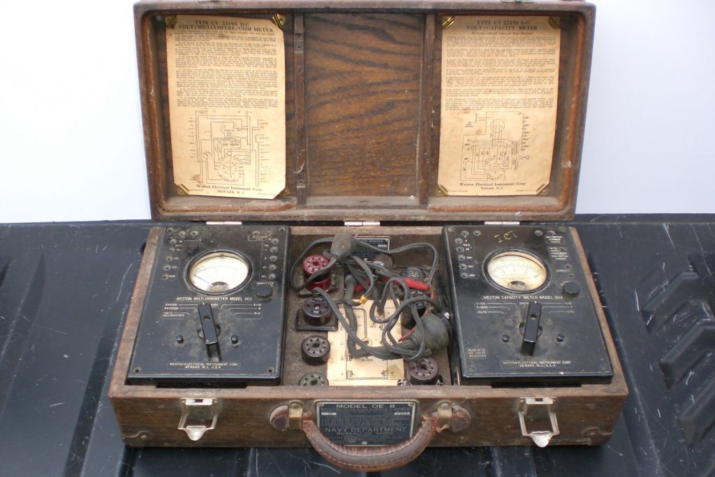 Weston model OE-8 radio receiver analyzer inside view