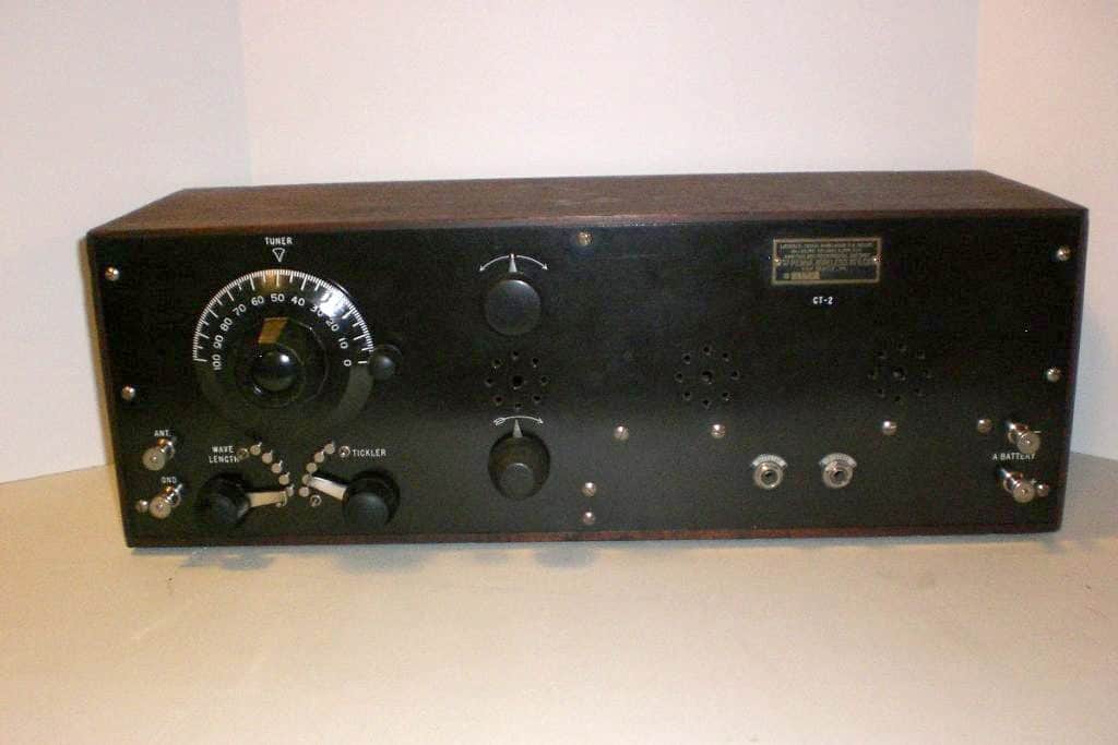 Rarely seen Pennsylvania Wireless model GT-2 battery radio