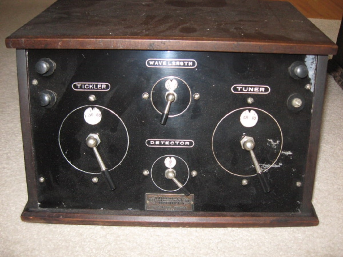 Michigan model MRC-10 tuner - IARCHS Radio Collector Club