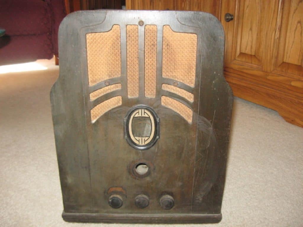 Philco model 37-610