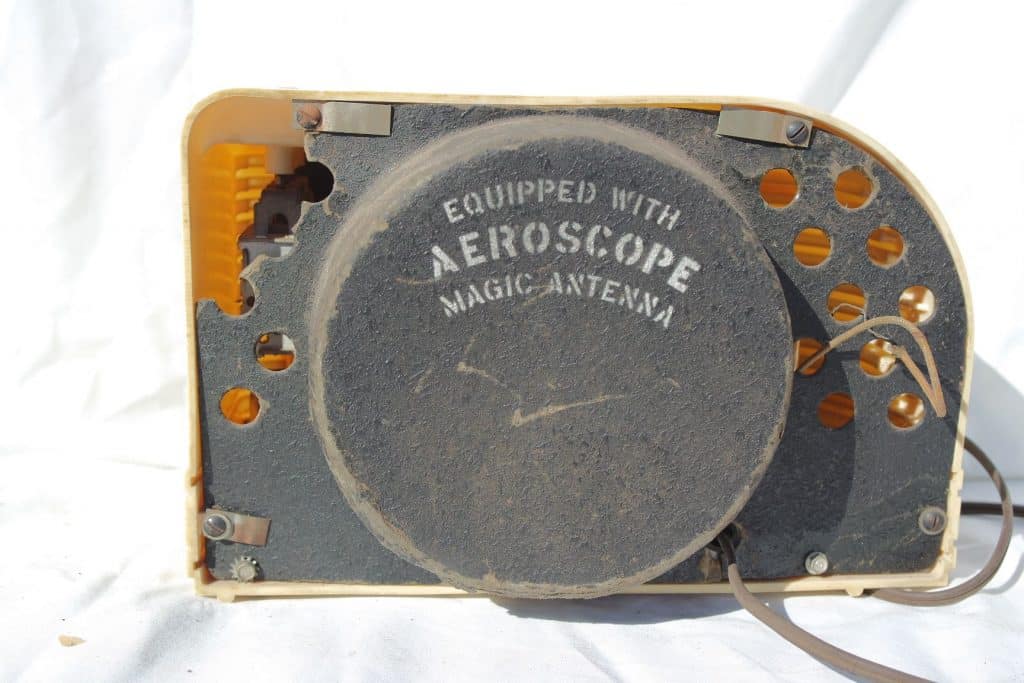 Motorola-with-AEROSCOPE-back