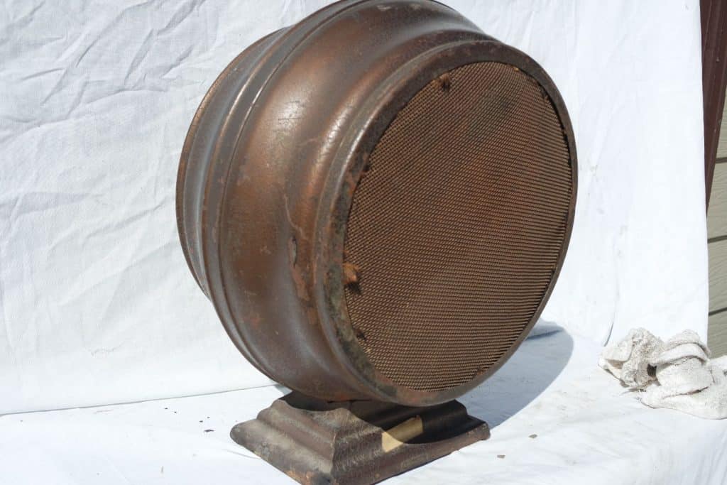 Newconb-Howler-Drum-Speaker