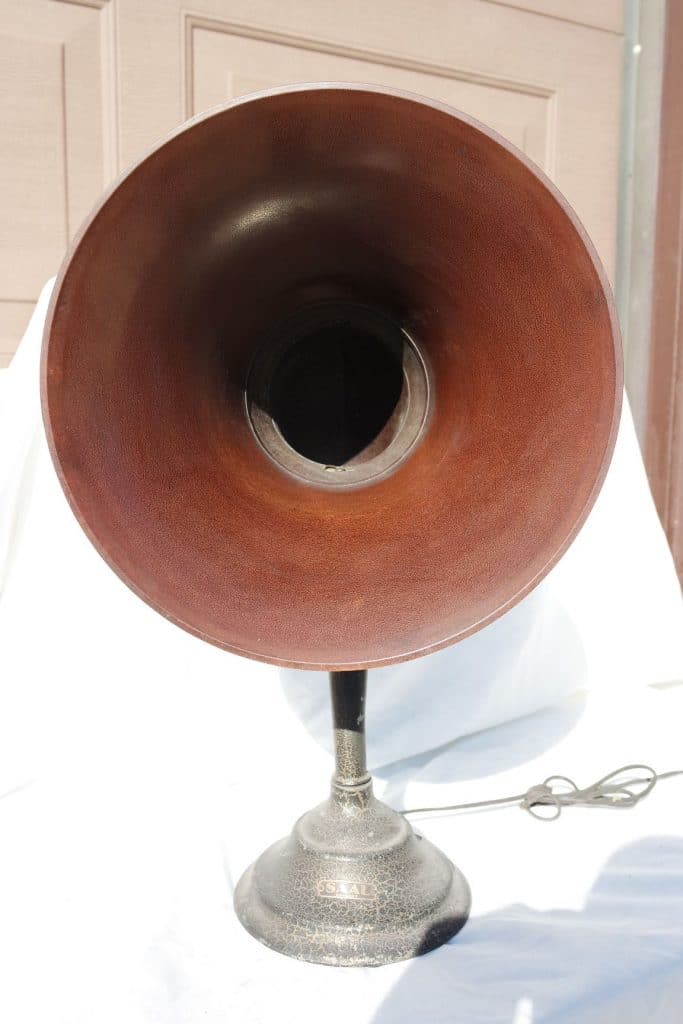 SAAL-Horn-speaker