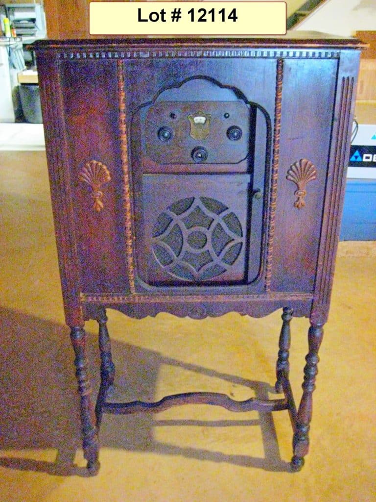 Atwater Kent console radio