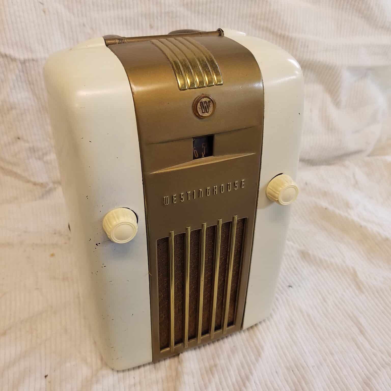 Westinghouse H126 Refrigerator Iarchs Radio Collector Club 6143