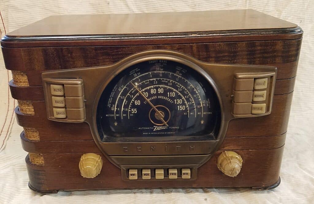 Zenith 7S529