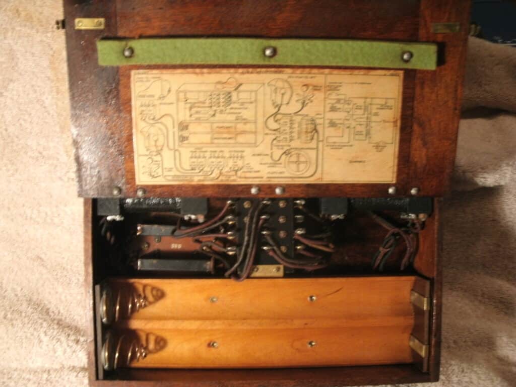 Federal Type SCR 57 Inside view