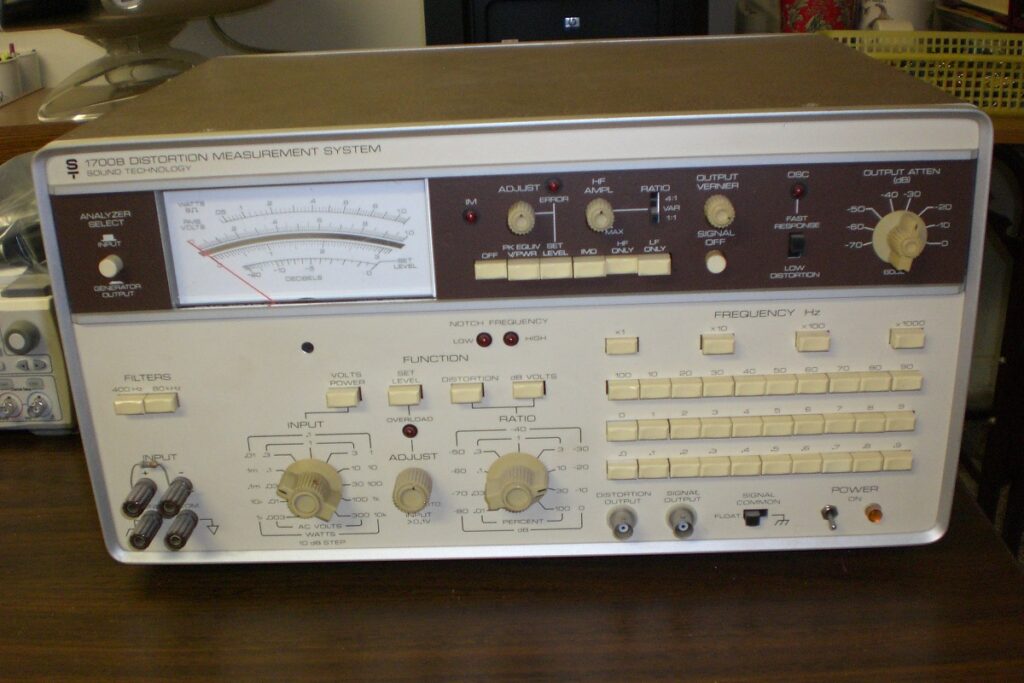 Sound Technology 1700B Distortion Analyzer